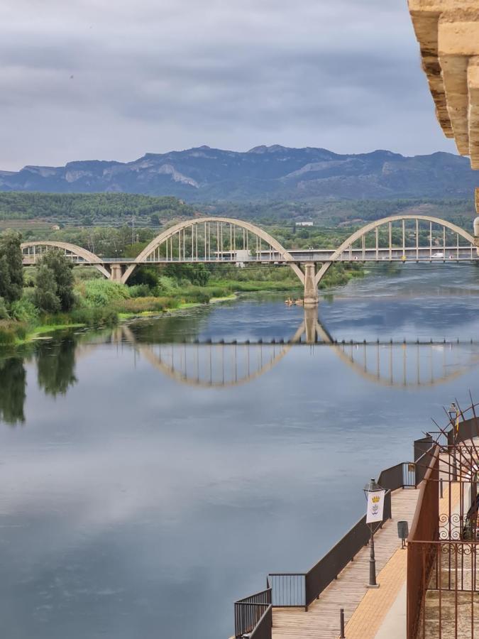 River Ebro Apartments Mora d'Ebre Exteriör bild